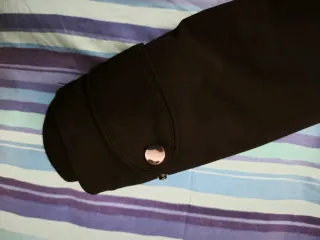 Giubbotto donna nero con cappuccio