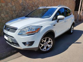 Ford Kuga 4WD