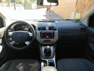 Ford Kuga 4WD