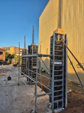 Necesito oficial de primera para la construcción