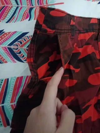 Falda vaquera camuflaje rojo