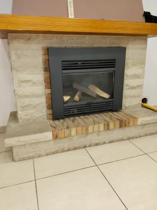 Chimenea de gas moderna