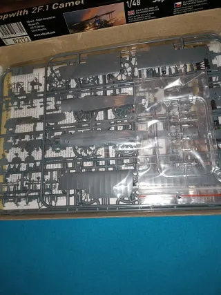 Aereo Kit Sopwith 2F.1 Camel Eduard Profipack 1/48