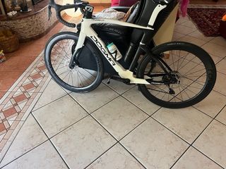 Bici da corsa Pinarello Dogma F
