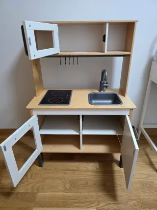 Cocinita IKEA DUKTIG abedul