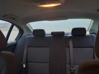 BMW Serie 3 318i E90