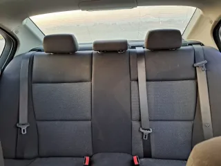 BMW Serie 3 318i E90