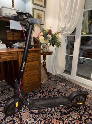 Patinete eléctrico Navee V50