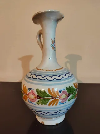 Jarra cerámica Talavera pintada