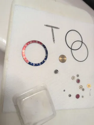 Bisel Rolex GMT Máster Original Rojo/Azul