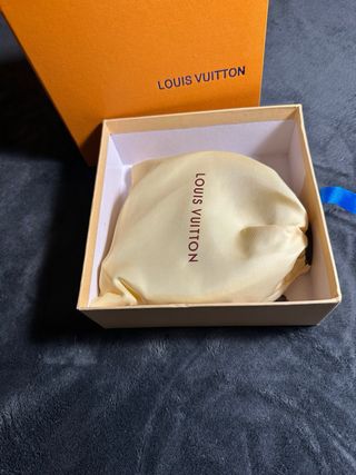 Cintura Louis Vuitton Nero con Fibbia LV