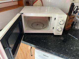 Microondas Orbegozo con Grill