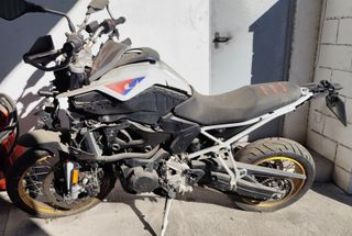 BMW F900 GS AÑO 2024 DESPIECE TOTAL