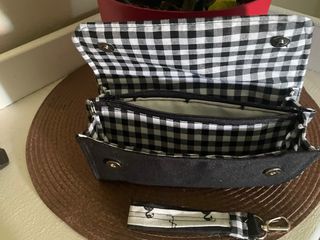 Conjunto Bolso Cartera y Llavero Cuadros