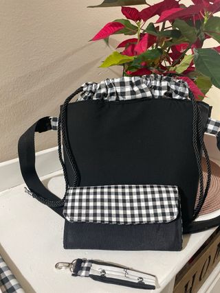 Conjunto Bolso Cartera y Llavero Cuadros