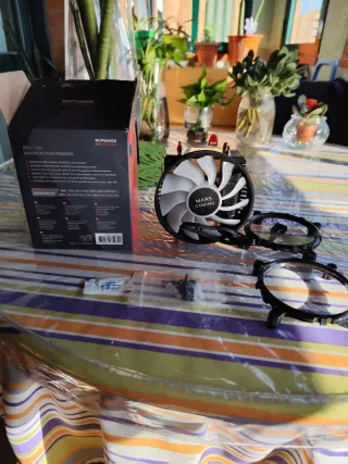 Disipador Mars Gaming MCPUA RGB CPU.