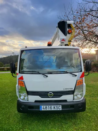 Camion CESTA ELEVADORA 3.500KG