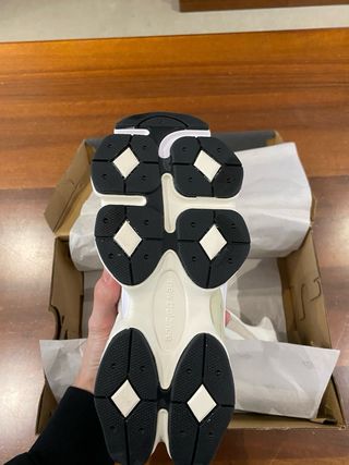 New Balance 9060 Beige/Bianco