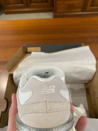 New Balance 9060 Beige/Bianco