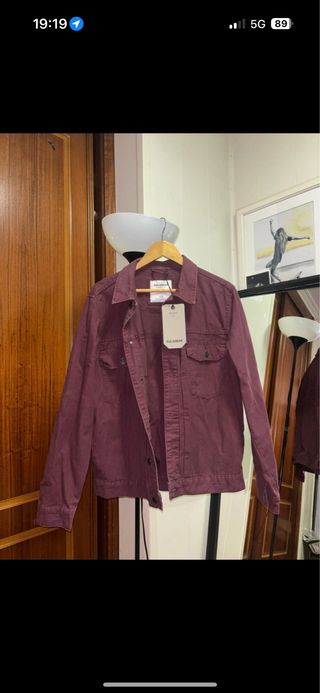 Chaqueta estilo vaquera Pull&Bear morada Talla M