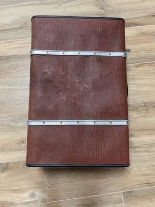 Maleta de viaje vintage marrón