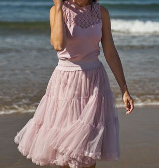 Conjunto falda Koker,camiseta y zapatos Martinelli