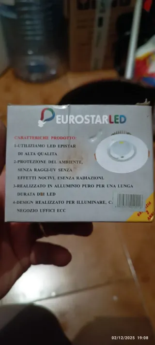 3 faretti LED da incasso