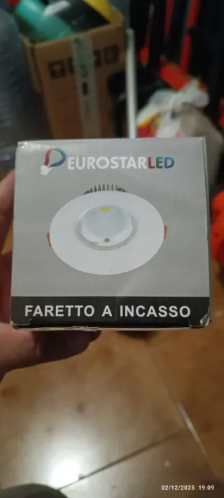 3 faretti LED da incasso