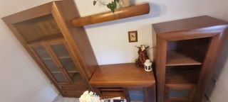 Mueble de salón madera y cristal