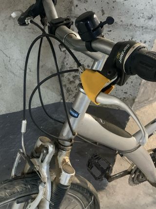 Bicicleta Decathlon plateada