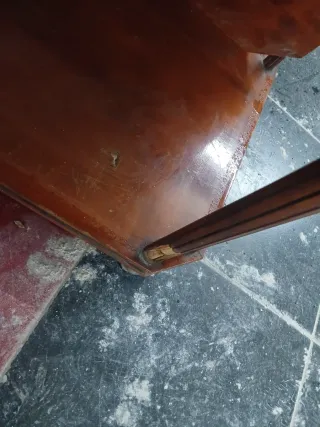 Mesa auxiliar de madera octogonal