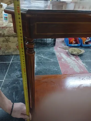 Mesa auxiliar de madera octogonal