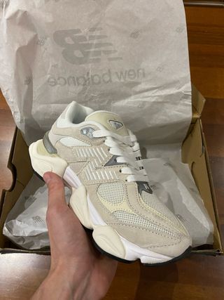 New Balance 9060 Beige/Bianco