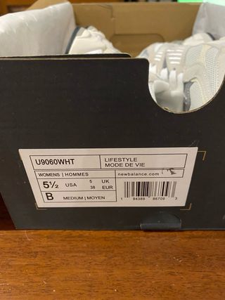 New Balance 9060 Beige/Bianco