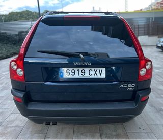Volvo XC90 2004