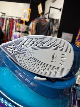 Plancha Philips PerfectCare Generadora Vapor