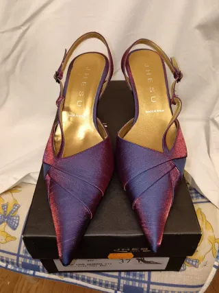 Zapatos Jhesu Talla 37 Morado