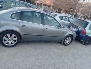 Volkswagen Passat 2004