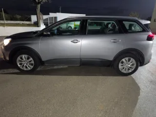 Peugeot 5008 2017