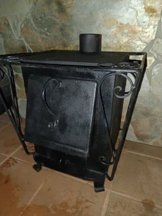 Estufa de leña de hierro