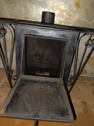 Estufa de leña de hierro