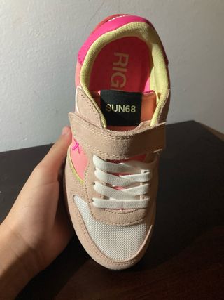 Zapatillas niña beige y rosa