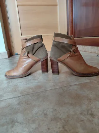 Botines de piel marrones