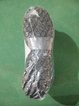 Scarpe da calcio per bambini taglia 36