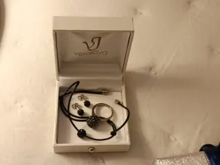Conjunto Veraloya Joyas.