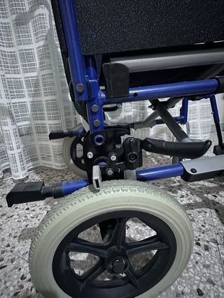 Sedia a rotelle Invacare