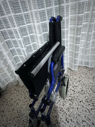 Sedia a rotelle Invacare