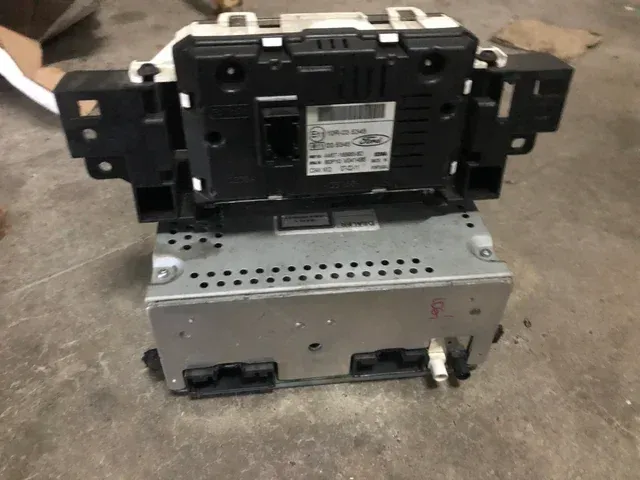 Rádio DIGITAL Ford Focus 2014