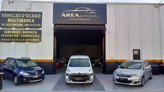 Volkswagen Passat único por su poco kilometraje.