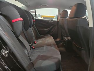 Volkswagen Passat único por su poco kilometraje.
